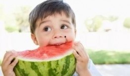 娱乐唠嗑开心吃瓜视频,笑料满满吃瓜盛宴